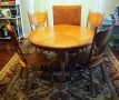 Round Pedestal Dining Table, 30